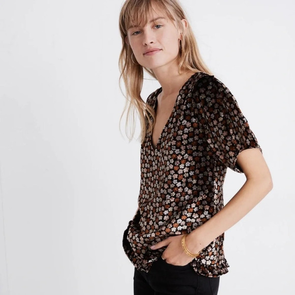NWT Madewell|| Velvet Tulip-Sleeve Ruffle Top in Petite Blooms Size Small - Picture 2 of 8